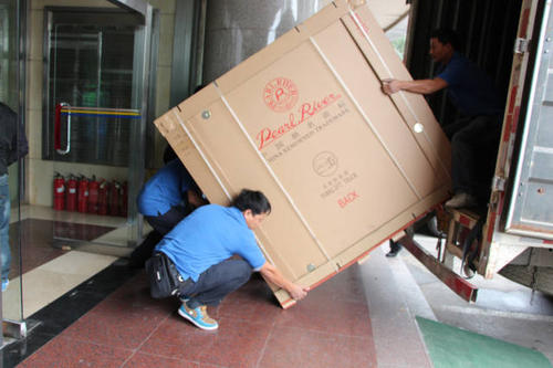 屏南钢琴贵重工艺品无忧运